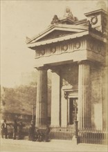 Royal Institution, Edinburgh; Hill & Adamson, Scottish, active 1843 - 1848, Germany; 1843 - 1848; Salted paper print
