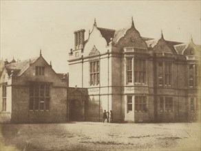 Madras College, St. Andrews; Hill & Adamson, Scottish, active 1843 - 1848, Argentina; 1843 - 1848; Salted paper print