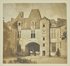 Building with arched entry; Hippolyte Bayard, French, 1801 - 1887, about 1840–1849; Salted paper print; 14.9 × 16.2 cm