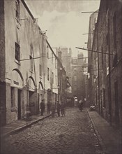 Broad Close, No. 167 High Street; Thomas Annan, Scottish,1829 - 1887, Glasgow, Scotland; negative 1868 - 1871; print 1877