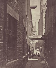 Close, No. 29 Gallowgate; Thomas Annan, Scottish,1829 - 1887, Glasgow, Scotland; negative 1868 - 1871; print 1877; Carbon print