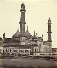 Mosque, Inside Asaf-ud-Daula's Imambara; Felice Beato, 1832 - 1909, Henry Hering, 1814 - 1893