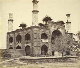 Gateway of Akbar's Tomb, Secundra; Felice Beato, 1832 - 1909, Henry Hering, 1814 - 1893, India