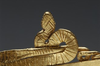 Wrist bracelet in the form of a coiled snake; Egypt; 220 - 100 B.C; Bracelet: Gold; Fastening pin: Copper alloy; 6.5 × 7.1 cm