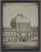 Central Pavilion of the Palace of the Tuileries; Joseph-Philibert Girault de Prangey, French, 1804 - 1892, about 1841; Quarter