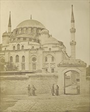 Mosque, Constantinople, Istanbul; James Robertson, English, 1813 - 1888, Turkey; 1855 - 1856; Salted paper print; 31.9 × 25.7