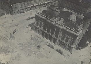 Aerial shot of a building; Fédèle Azari, Italian, 1895 - 1930, Italy; 1914 - 1929; Gelatin silver print; 11.4 x 16.3 cm