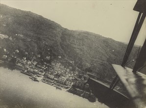 Waterfront village; Fédèle Azari, Italian, 1895 - 1930, Italy; 1914 - 1929; Gelatin silver print; 17.3 x 23.5 cm