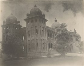Takhtsingji Hospital, front view; India; 1886 - 1889; Platinum print; 19 x 24.1 cm, 7 1,2 x 9 1,2 in