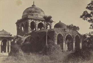 Batwa Tomb, Ahmedabad; India; 1886 - 1889; Albumen silver print