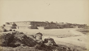 The Fort, Agra; Samuel Bourne, English, 1834 - 1912, Agra, India; 1866; Albumen silver print