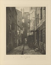 Close No. 75 High Street; Thomas Annan, Scottish,1829 - 1887, Glasgow, Scotland; negative 1868; print 1900; Photogravure