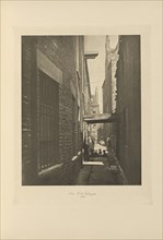 Close No. 29 Gallowgate; Thomas Annan, Scottish,1829 - 1887, Glasgow, Scotland; negative 1868, print 1900; Photogravure