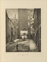 Closes Nos. 97 and 103 Saltmarket; Thomas Annan, Scottish,1829 - 1887, Glasgow, Scotland; negative 1868; print 1900