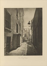 Close No. 157 Bridgegate; Thomas Annan, Scottish,1829 - 1887, Glasgow, Scotland; negative 1868; print 1900; Photogravure