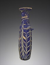Alabastron; Eastern Mediterranean; 2nd - 1st century B.C; Glass; 13.3 cm, 5 1,4 in