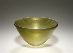 Bowl; Eastern Mediterranean; 2nd - 1st century B.C; Glass; 8.5 × 15.7 cm, 3 3,8 × 6 3,16 in