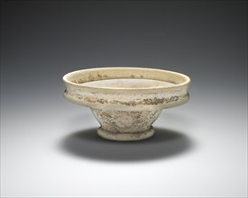 Bowl; Eastern Mediterranean or Italy; end of 1st century B.C. - 1st century A.D; Glass; 3.5 x 7.2 cm, 1 3,8 x 2 13,16 in