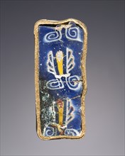 Floral Plaque Fragment; Eastern Mediterranean; end of 1st century B.C. - 1st century A.D; Glass; 5 cm, 1 15,16 in