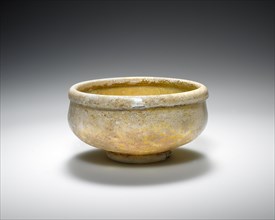 Bowl; Eastern Mediterranean; 1st century; Glass; 3.8 x 7.7 cm, 1 1,2 x 3 1,16 in