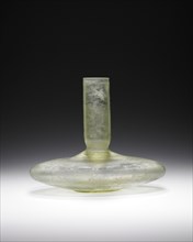 Flask; Eastern Mediterranean; 2nd - 3rd century; Glass; 9.5 x 11 cm, 3 3,4 x 4 5,16 in