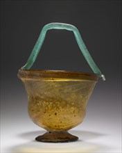 Bowl with Handle; Eastern Mediterranean; 3rd - 4th century; Glass; 16 x 11.5 cm, 6 5,16 x 4 1,2 in