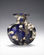 Dark Blue Marbled Flask; Eastern Mediterranean; 5th - 7th century; Glass; 5.5 x 5.2 cm, 2 3,16 x 2 1,16 in