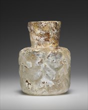 Flask; Eastern Mediterranean; 10th - 12th century; Glass; 5.8 x 4.5 cm, 2 5,16 x 1 3,4 in