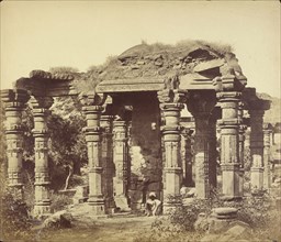 The Hindoo Temple near Kootub, Delhi; Felice Beato, 1832 - 1909, Delhi, India; 1858 - 1860; Albumen silver