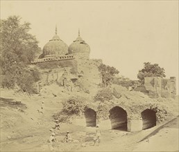 Mosque near the Custom-house Battery; Felice Beato, 1832 - 1909, Delhi, India; 1858; Albumen silver print