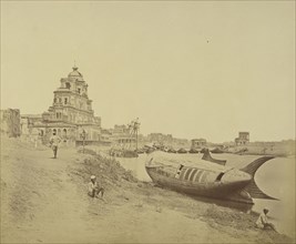 The Chattar Manzil Palace and the Royal Boat of Oude; Felice Beato, 1832 - 1909, Lucknow, Uttar Pradesh