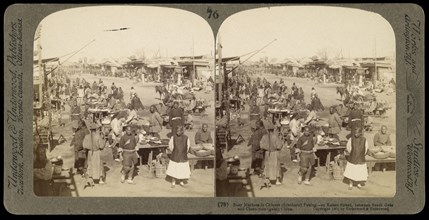 Busy markets in Chinese southern Pekin- on Kaiser Street, between South Gate and Chien-men Gate, China, Gelatin silver, 1901