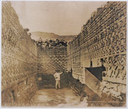 Mitla ruins, Room of the mosaics, Mitla ruins, Views of Mexico, Waite, C. B., Charles Burlingame, 1861-1927, 1904