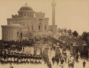 Arrival of Sultan Hamid to mosque, orientalist photography, Anonymous, ca. 1870