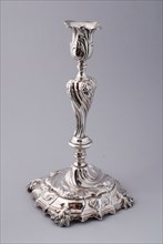 Silversmith: Anthony Huijs, Silver candlestick decorated with floral motifs, candlestick candleholder lighting tool silver, cast