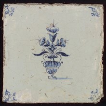 Tile, small flower pot in blue on white, corner pattern small ox head, wall tile tile sculpture ceramic earthenware glaze, baked