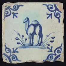 Animal tile, dromedary left on ground, in blue on white, corner motif large ox head, wall tile tile sculpture ceramic