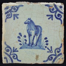 Animal tile, horse left on ground, in blue on white, corner motif large ox head, wall tile tile sculpture ceramic earthenware