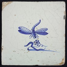 Animal tile, flying dragonfly above flower, in blue on white, without corner motif, wall tile tile sculpture ceramic earthenware
