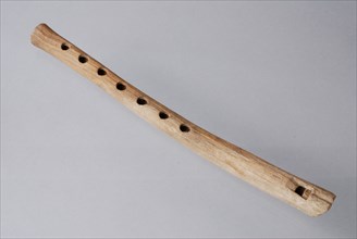 Wooden flute, flute musical instrument sound medium ground find wood, cut bored Wooden flute with seven tone holes at the top