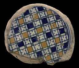 Fragment majolica plate, polychrome, checkerplate motif, plate dish crockery holder soil find ceramic earthenware glaze, baked