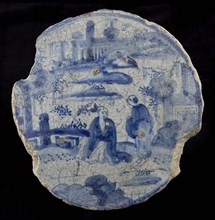 Fragment majolica dish, blue on white, Chinese landscape with Chinese, dish plate crockery holder earth discovery ceramics