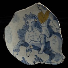Fragment majolica dish, yellow and blue on white, rider on jumping horse, plate dish crockery holder soil find ceramic