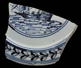 Fragment faience plate, blue on white, sailing ship, plate dish crockery holder soil find ceramics pottery glaze tin glaze