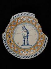 PIF, Majolica plate on stand, man with stick in blue, polychrome border, signed, plate crockery holder soil find ceramic