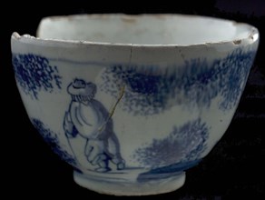 Fragments of faience bowl, blue on white, Chinese landscape with walkers, bowl crockery holder earth discovery ceramic