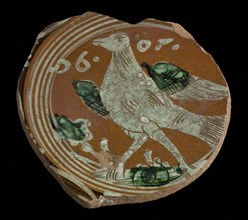 Bottom fragment Werra plate, mirror decor with running bird and year 1607, pale yellow and green glaze, plate crockery holder