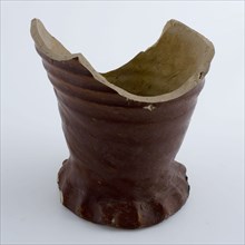 Fragment stoneware jug on squeeze foot with brown engobe, jug jar jug soil find ceramic stoneware clay engobe glaze salt glaze
