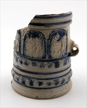 Fragment stoneware cup, with figures figurative in arcades, schnelle drinking cup drinking utensils holder soil find ceramic
