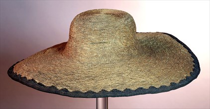 Large round sun hat with brown wool border, sun hat hat headgear women's clothing clothes straw wool cotton, to textile Big